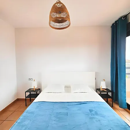 Casa Topik, Family And Surfhouse 度假居 Majanicho