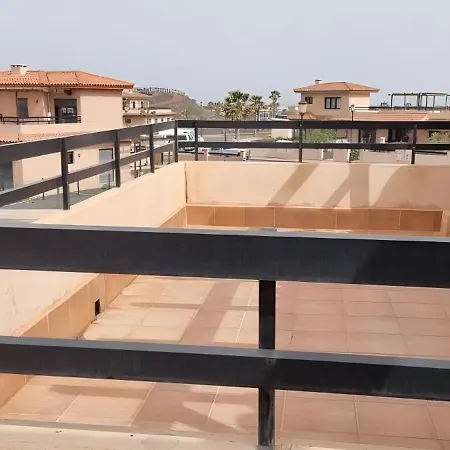 Casa Topik, Family And Surfhouse 度假居 *